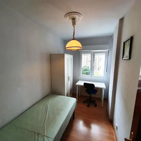 El Tercero De San Isidro - 4 En Apartamento Gijón